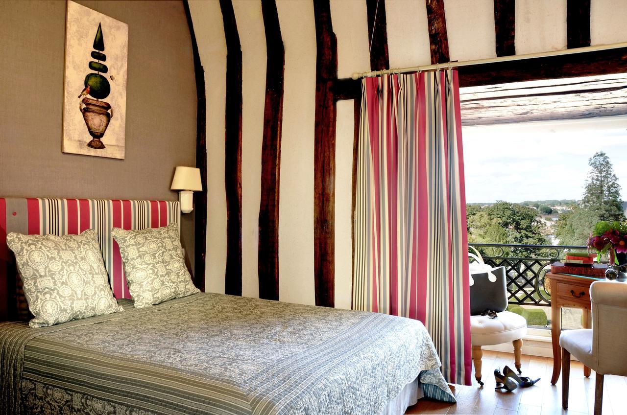Chateau Colbert Maulevrier Ngoại thất bức ảnh