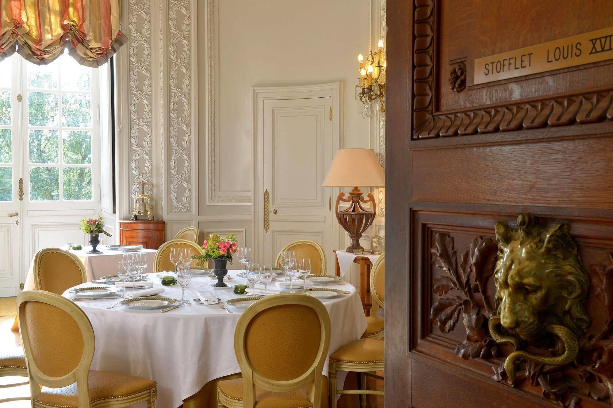 Chateau Colbert Maulevrier Ngoại thất bức ảnh